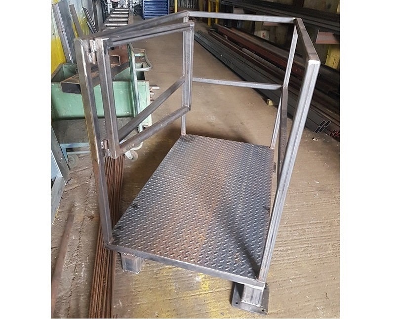 bennett-engineering-design-solutions-design-validation-single-person-platform-fabrication-2021